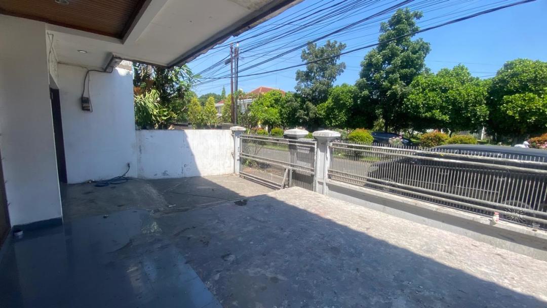 Disewakan Rumah Murah di Taman Holis Indah, Bandung, LT 375m²