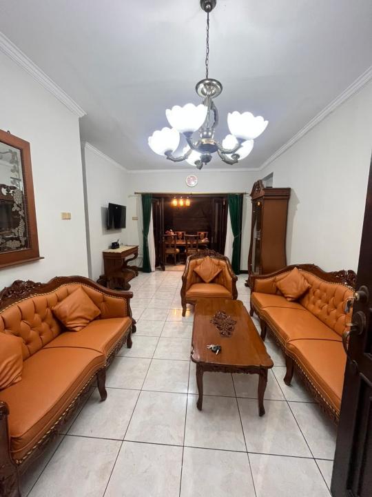 Rumah Sewaan Murah di Kota Baru Parahyangan, Bandung, 3 KT, Harga 100 Juta /tahun