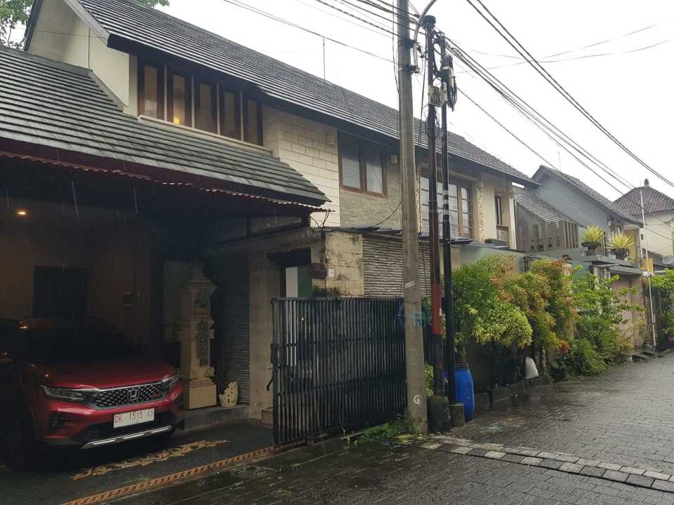Rumah Sewa Nyaman Lokasi Denpasar Selatan, Denpasar, LB 240m²