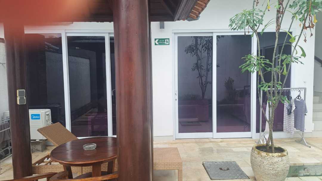 Rumah Sewaan Murah di Nusa Dua, Badung, 3 KT, Harga 200 Juta /tahun