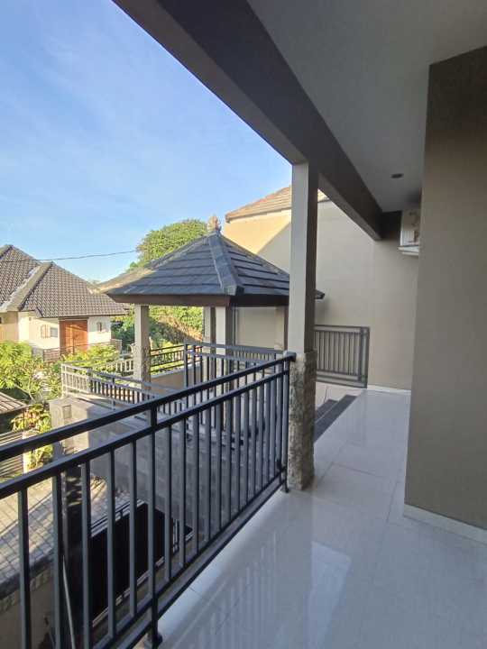 Rumah Sewa Nyaman Lokasi Kesiman, Denpasar, LB 220m²