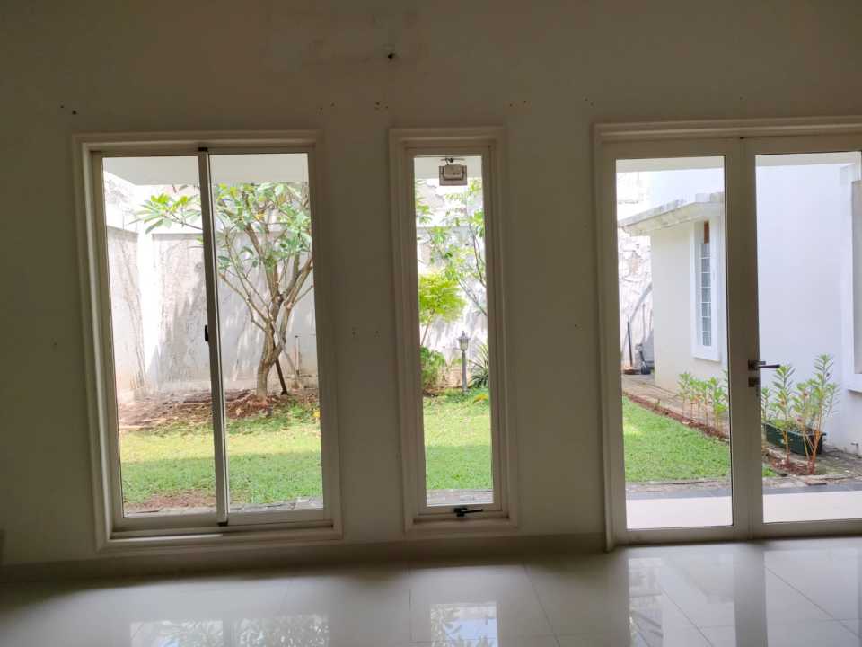 Rumah Minimalis Disewakan di Gading Serpong, Tangerang, Harga Ekonomis