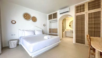 Villa Santorini Style Ready Unit Furnished bisa di Sewakan
