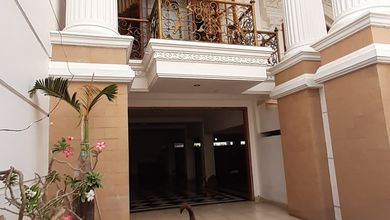 Kesempatan Eksklusif, rumah Prestisius di Denpasar Barat, Denpasar, LB 750m²