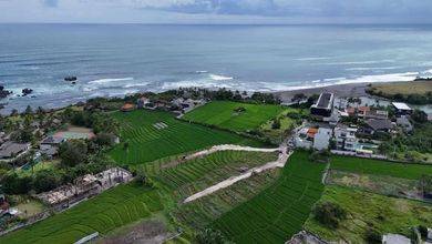 Jual Tanah Lokasi Cluster Mengwi Pemandangan Danau dan Taman