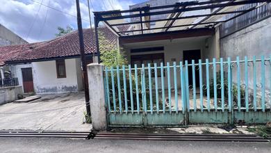 Hunian Favorit di Burangrang, Bandung, 3 KT, Harga 2,5 Miliar