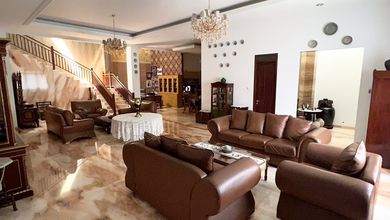 Rumah Area Premium Mekar Wangi, Bandung - Harga Terbaik 16 Miliar