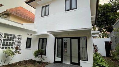 Rumah Eksklusif LT 264 m2, area Kota Baru Parahyangan, Bandung