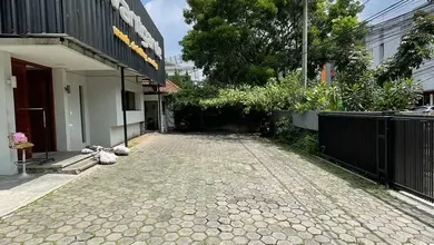 Ruang Usaha Mainroad Gatsu