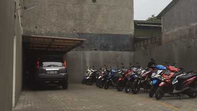 Jual pabrik di cibeureum Include mesin