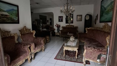 Rumah Mewah di Cimahi Utara, Cimahi, 4 KT, LT 385m²