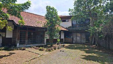 Rumah Premium area Dago, Bandung, LT 400 m2