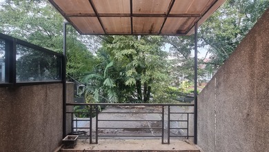 Rumah Unfurnished Lokasi Strategis Daerah Bandung Kota