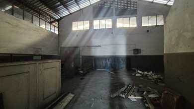 Dijual Gudang Luas di Мон. Тона Bandung