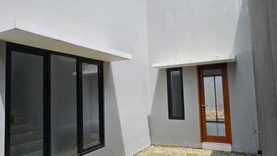 Penawaran Eksklusif, rumah Mewah di Regol, Bandung, LB 250m²
