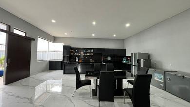 Penawaran Eksklusif, rumah Mewah di Setiabudi, Bandung, LB 700m²
