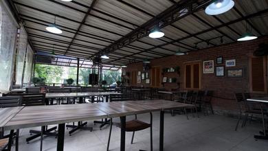 Tinggal Pakai Jual Cepat Ruang Usaha di Dago Kondisi Terawat
