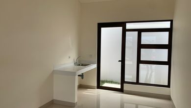 Rumah Siap Pakai di Kawasan Podomoro Park Bandung, Bandung, LT 66m²