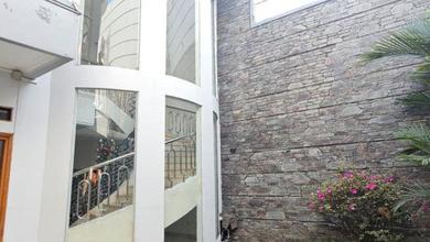 Rumah Area Luxury Mekar Wangi, Bandung - Harga Menarik 5,7 Miliar