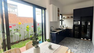 Rumah Modern di Cihanjuang, Bandung, LT 60 m2