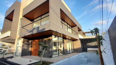 Penawaran Langka, rumah Prestisius di Cimahi Utara, Cimahi, LB 512m²