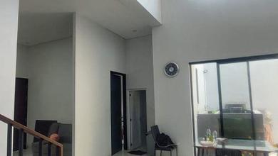 Rumah Siap Huni di Area Taman Kopo Indah, Bandung, LT 135m²