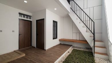 Promo Rumah di Antapani, Bandung, LB 160m², Harga 2,2 Miliar