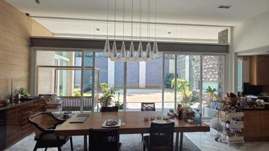 Rumah Prestisius di Kawasan Dago, Bandung, LB 600m², Harga 30 Miliar