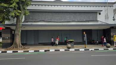 RUANG USAHA 2 LANTAI DI JL ASIA AFRIKA PUSAT KOTA BANDUNG