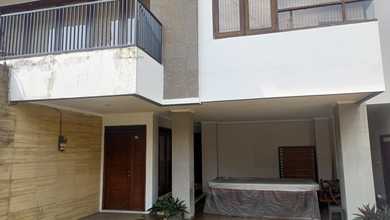 Hotel Rumah (Red Doorz) Cisitu Dago Bandung