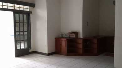 Jual Rumah Siap Tinggal area Taman Kopo Indah, Bandung, Luas 210 m2