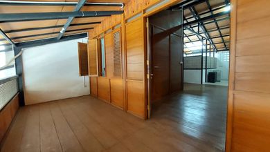 Rumah Dijual di Taman Kopo Indah, Bandung, LB 208m², Harga Kompetitif!