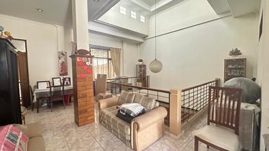 Rumah Area Luxury Setra Duta, Bandung - Harga Menarik 7,2 Miliar