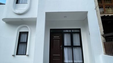 Rumah Dijual di Setiabudi, Bandung, LB 200m², Harga Kompetitif!