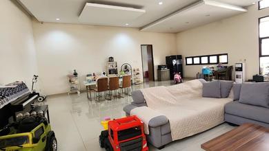 Rumah Mewah di Holis Cigondewah, Bandung, 3 KT, LT 703m²