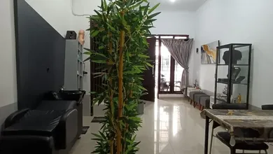 Kesempatan Rumah di Batununggal, Bandung, LB 102m², Harga 1,7 Miliar