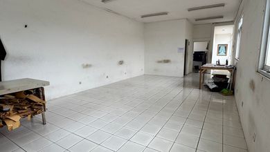 Rumah Dijual di Cimahi, Bandung, LB 300m², Harga Kompetitif!
