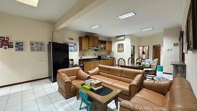 Disewakan Ruko Luas 3 Lantai di Kawasan Batununggal Bandung