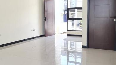 Jual Rumah Siap Tinggal area Taman Kopo Indah, Bandung, Luas 90 m2
