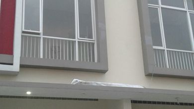 Ruko Bagus 3 Lantai Strategis di Mainroad Bojongsoang Bandung