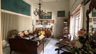 Rumah Area Premium Riau, Bandung - Harga Menarik 18,5 Miliar