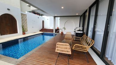 Villa Cantik Ternyaman View Kota Bandung di Dago Pakar