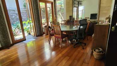 Rumah Elite di Kawasan Batununggal, Bandung, LB 550m², Harga 8,8 Miliar
