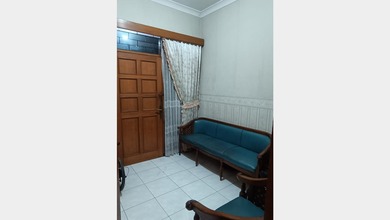 Rumah Elegan di Bojongloa Kidul, Bandung, 3 Kamar Tidur, LT 200m²