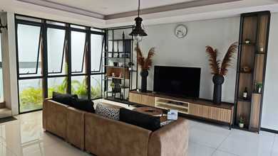 Rumah Elite di Kawasan Pasteur, Bandung, LB 300m², Harga 5 Miliar