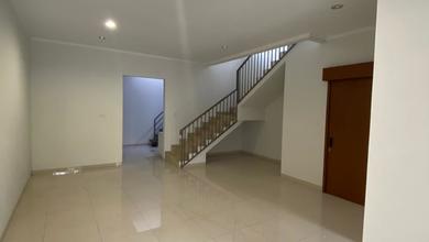 Jual Rumah Mewah Luas 111 m2 Area Batununggal, Bandung