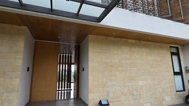 Rumah Area Luxury Setra Duta, Bandung - Harga Menarik 9,9 Miliar