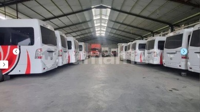 Ruang Usaha Lokasi Paling Strategis di Kopo Unfurnished