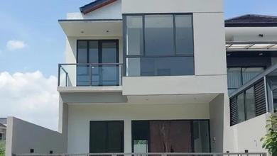 Dijual rumah Eksklusif di Setra Duta, Bandung - LT 218m²
