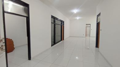 Kesempatan Langka, rumah Prestisius di Leuwi Panjang, Bandung, LB 240m²